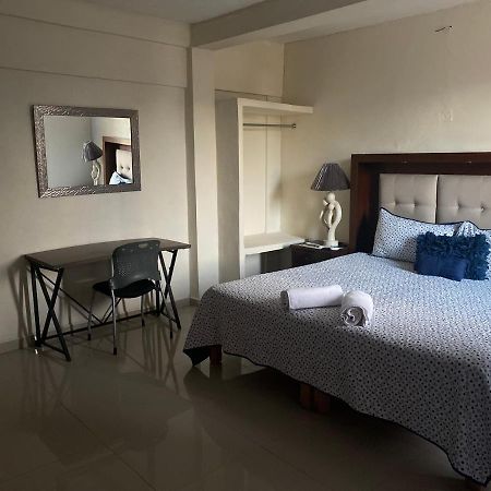 Hotel Maria Elenena El Fresno ภายนอก รูปภาพ